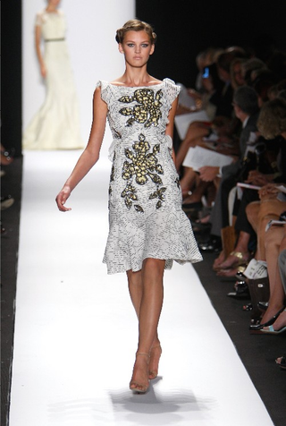 Illustration for article titled Fashion Show: Carolina Herrera